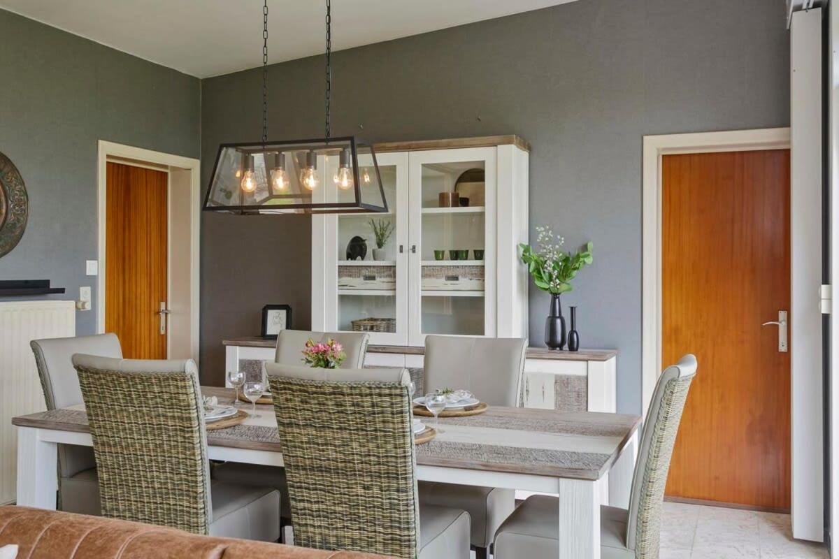 Huswell - Bungalow With Garden At 5 Minutes From The Beach Villa De Haan Eksteriør billede
